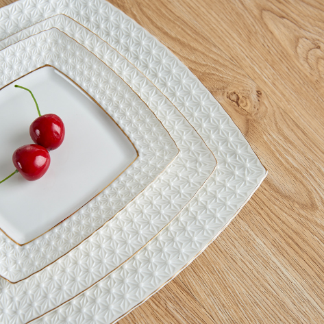 Kvadrata ceramika vespermanĝa plato kun ora rando por geedziĝa bankedo 13