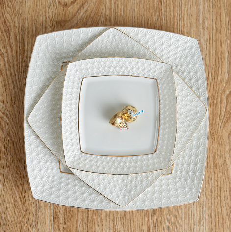 Kvadrata ceramika vespermanĝa plato kun ora rando por geedziĝa bankedo 11