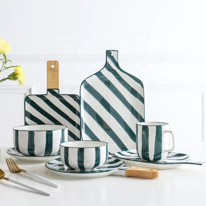 Green Stripe Series Nordic Ręcznie Malowane ceramiczne zastawy stołowe Chińskie i zachodnie zestaw na talerzu Kolor Porcelain Dinenrware 1