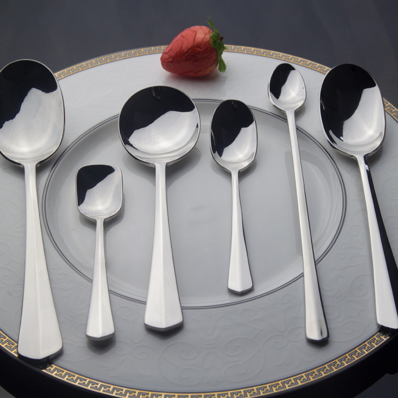 Pograndaj restoraciaj tranĉaĵoj aro 24 komputiloj neoksidebla ŝtala arĝento 10