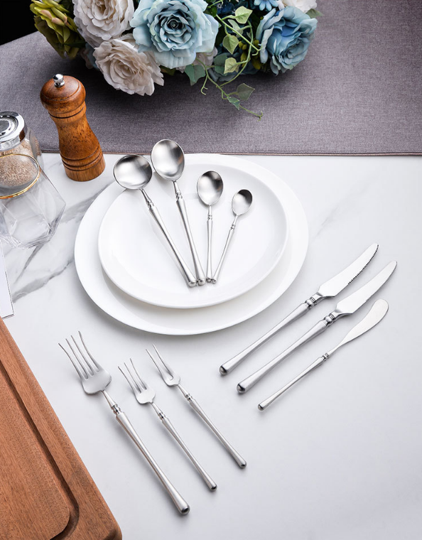 Chinabrett - Portugala stilo 304 Neoksidebla ŝtala bifsteko kaj forko neoksidebla ŝtala ora tranĉaĵo 9