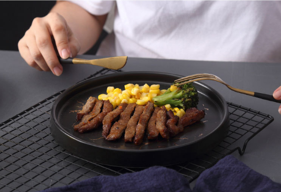 Creative ceramic tableware hat shape soup plate western spaghetti black and white plates Color porcelain dinenrware 10