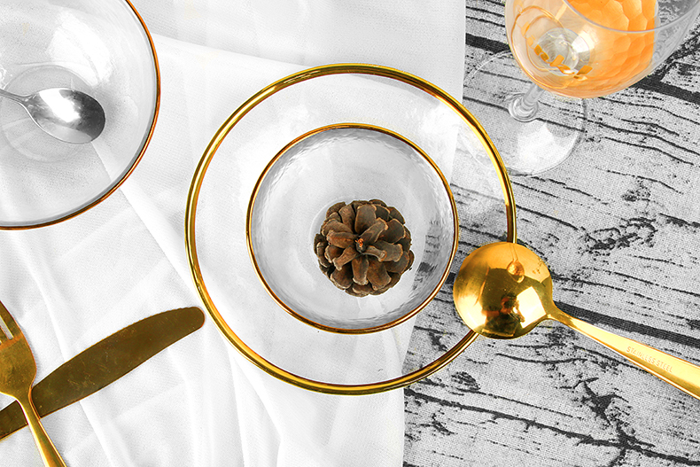 Klara Vitra Ŝargilo Platoj Pogranda Ora Arĝenta Rimmed Servanta Platoj Bovlo Aro Por Geedziĝa Vitra Ŝargilo 13