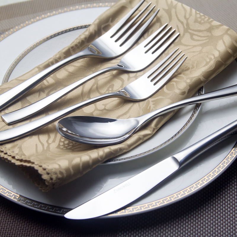 Chinabrett - Geedziĝa plata vespermanĝo forko tranĉilo kulero ora arĝenta tuko kun blanka tenilo bufedo/kuireja akcesoraĵo1 9