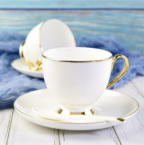 Королевский роскошный золотой края кости Китай Свадебная свадьба Фарфоровая кофейная чашка и набор блюдца1 14