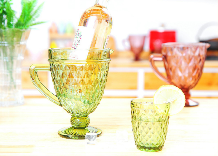 Manfarita Premita Personigita Eleganta Malmultekosta Enŝovita Geedziĝa Kolora Vitra Golfeto Vintra Glaso 2