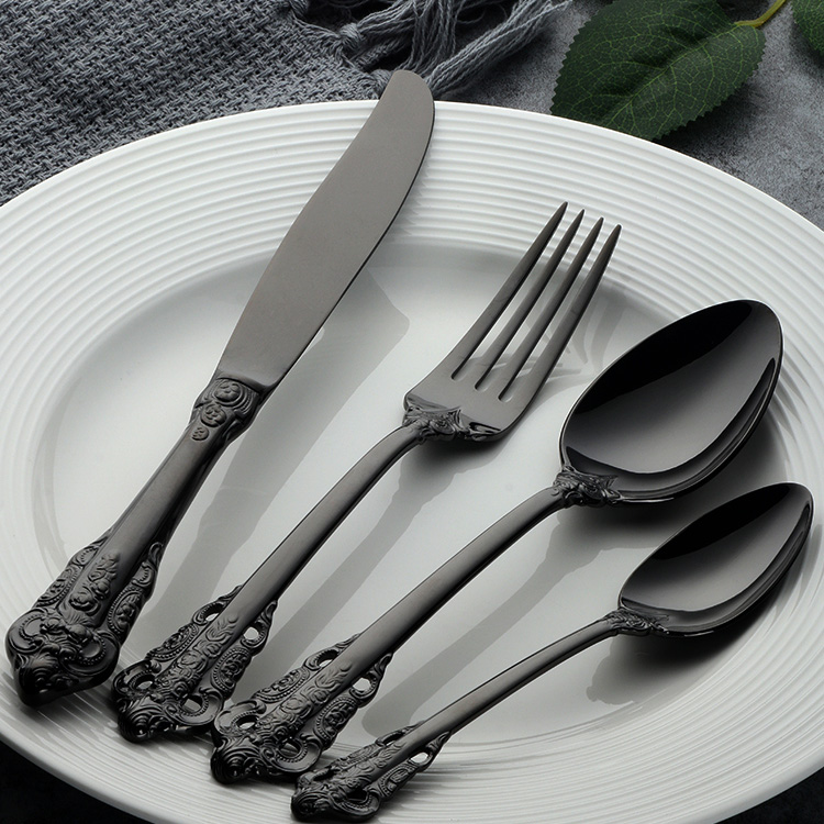 Luksa reĝa arĝenta ora tegita restoracio tranĉaĵoj 18/8 alta gamo neoksidebla ŝtala metala platware aroj por geedziĝo 6