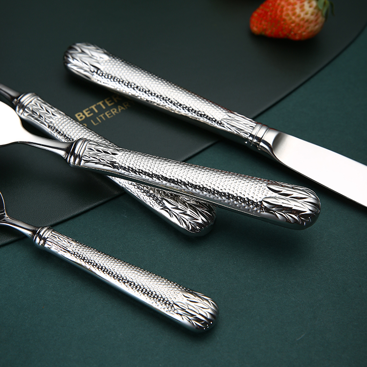 Brett Tableware Hollow Handle 4 Piece Neoksidebla Ŝtalo Luksa Arĝenta Arĝenta Moderna Reĝa Luksa Geedziĝo 2