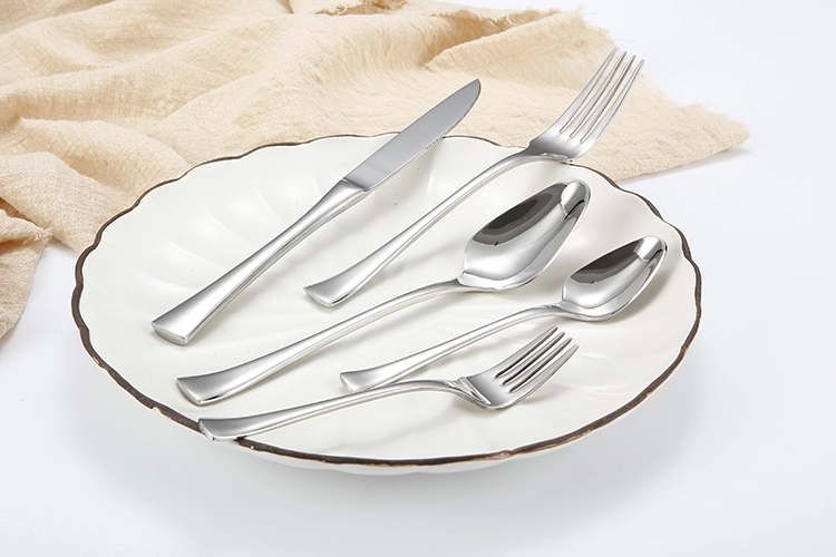 20-pecoj Rose Gold Flatware Set Neoksidebla ŝtala tranĉaĵo por hotela restoracio Aviado 4