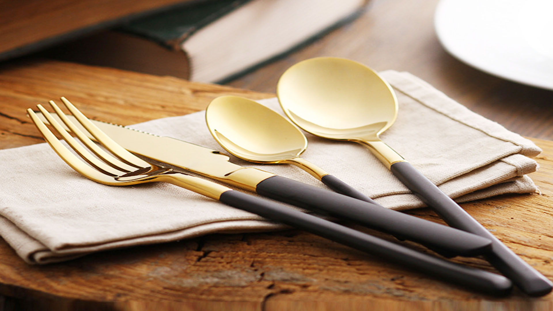 Portugalujo -Tranĉilo Aro Neoksidebla Ŝtalo 18/10 Flatware Kafo Deserta Kulero Frukta Forko 1