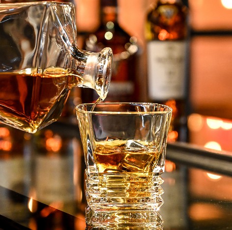 Rekta fabriko Krea Kristala Vitra Visio -Okulvitroj, Hejmaj Spiritoj Akvaj Taboj Trinkejo Faritaj en Ĉinio 2