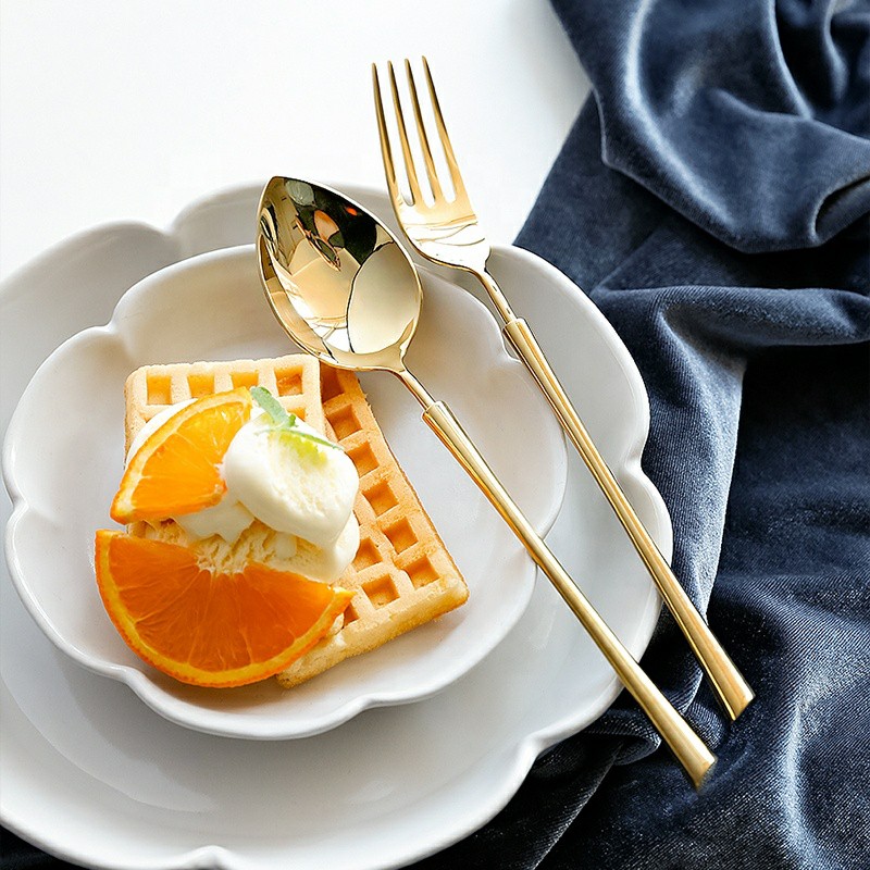 Geedziĝo Ora 304 Neoksidebla Ŝtala Tranĉilo Luksa Bifsteko Okcidenta Tabla Kuketo -Tondiloj Rondaj Teniloj 7