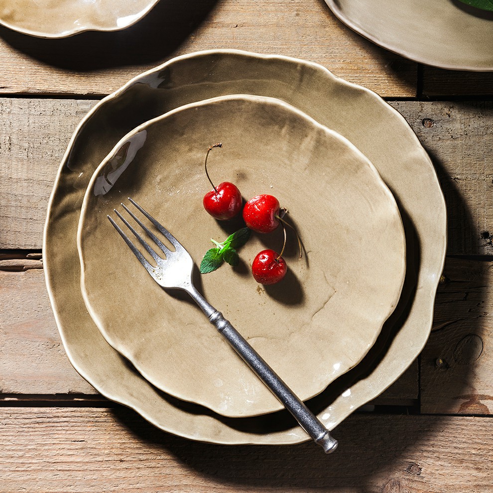 Brett Factory Kiln Ŝanĝanta Krea Promocio Ornamita Rustika Glazed Mikroonda Sekura Bulk -Formo Malregula Ĉinaro 1