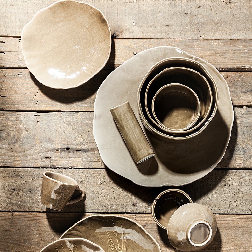 Brett Factory Kiln Ŝanĝanta Krea Promocio Ornamita Rustika Glazed Mikroonda Sekura Bulk -Formo Malregula Ĉinaro 4