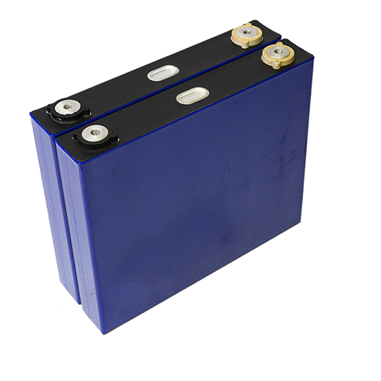 3,2 V 140 Ah wiederaufladbare prismatische LiFePO4-Zellen-USV 2
