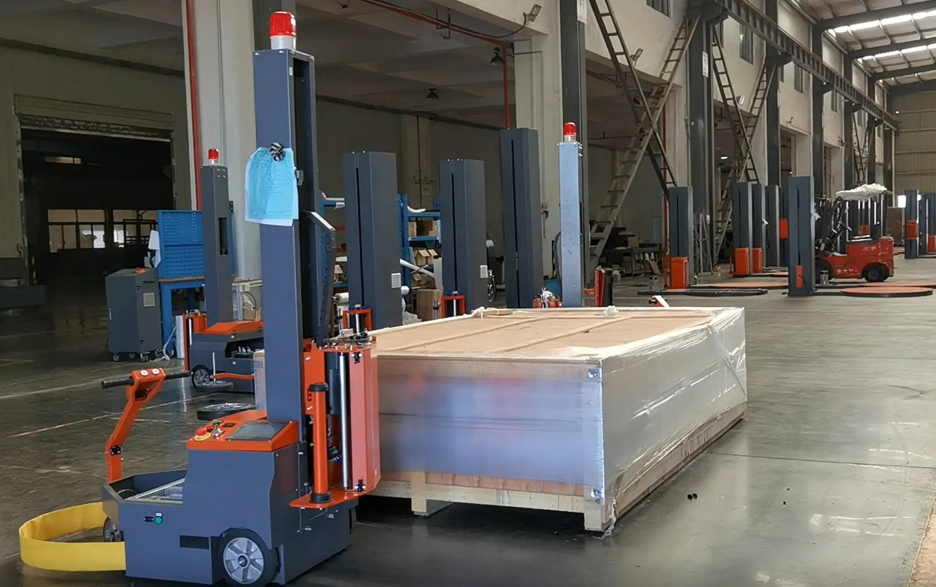 パレットラッピングマシン