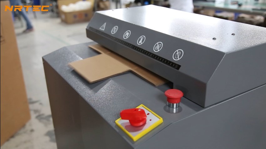 destructeur de carton