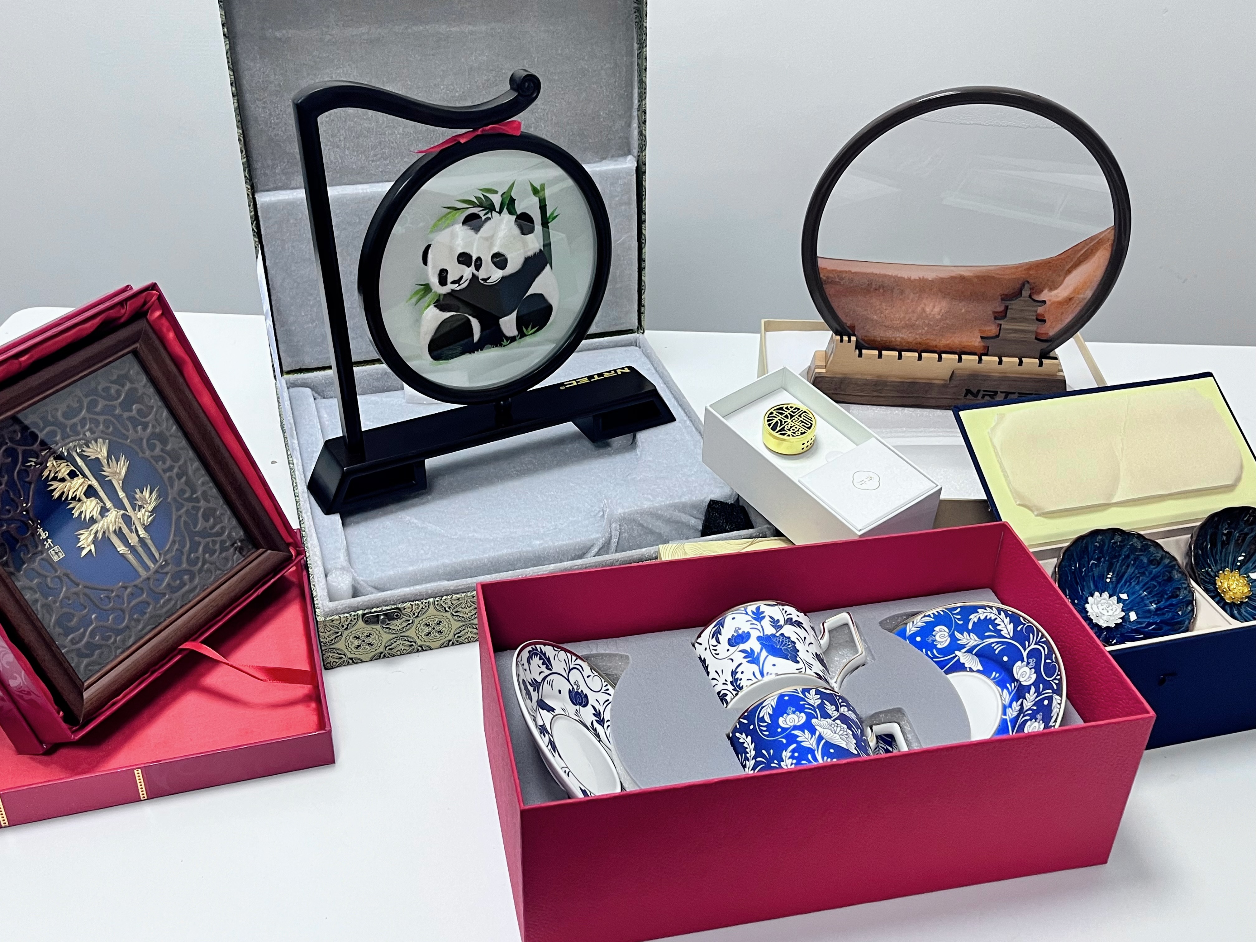 ハニカムペーパーとペーパーエアバブル:ギフトラッピングの第一選択 2