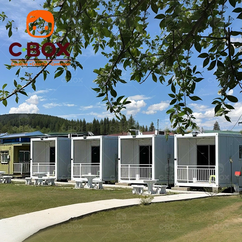 Недорогой сборный дом-кемпинг на колесах, типа «дом из контейнера» 1