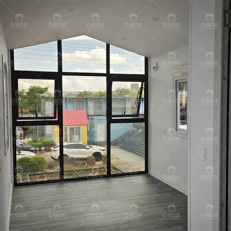 Pitch Roof Container Guesthouse and Hotel Room 5