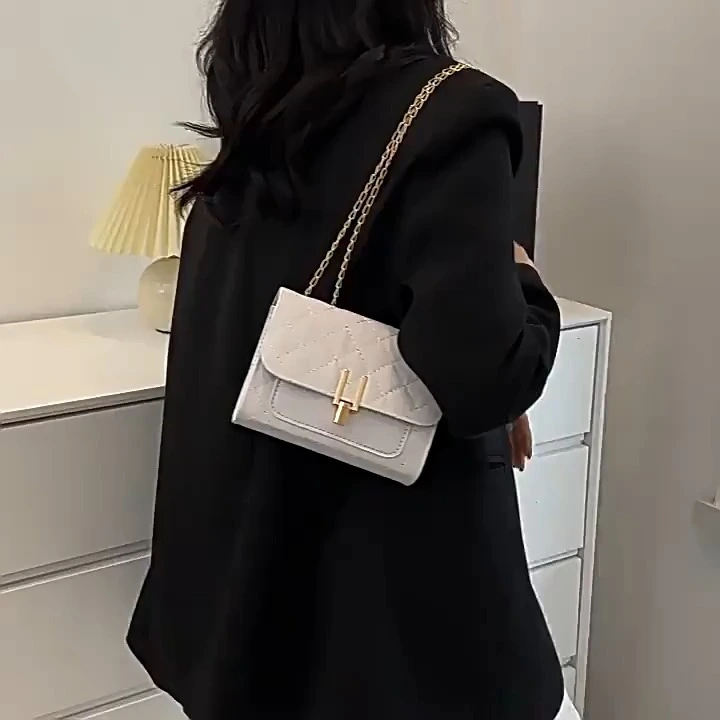 Nouveau sac à chaîne en forme de diamant à la mode, petit sac à bandoulière à la mode et polyvalent, sac à bandoulière unique 1