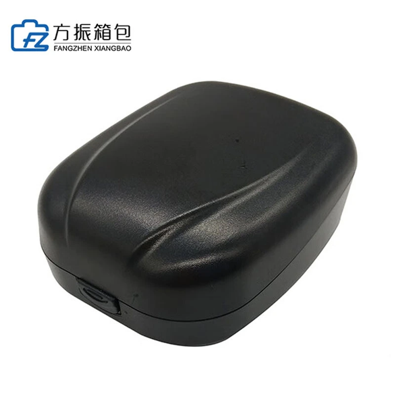 ポータブル補聴器の保管バッグを携帯してください 1