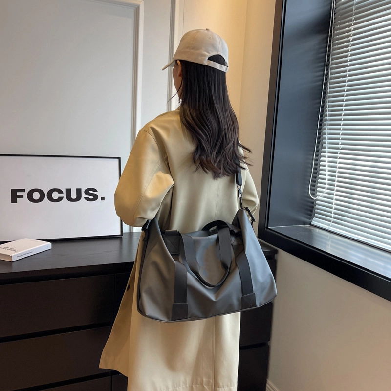 Sac de fitness en tissu Oxford à grande capacité pour le sac de voyage sportif, imperméable et durable 1