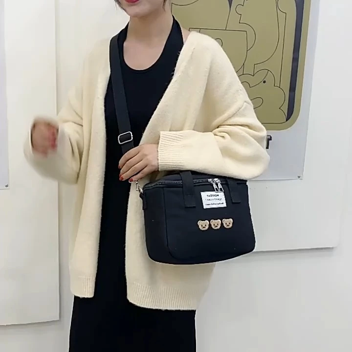 Kleiner handgehaltener isolierter Beutel, Bärenbabyflasche und Windelspeicherbeutel, einzelne Schulter-Crossbody-Tasche 1