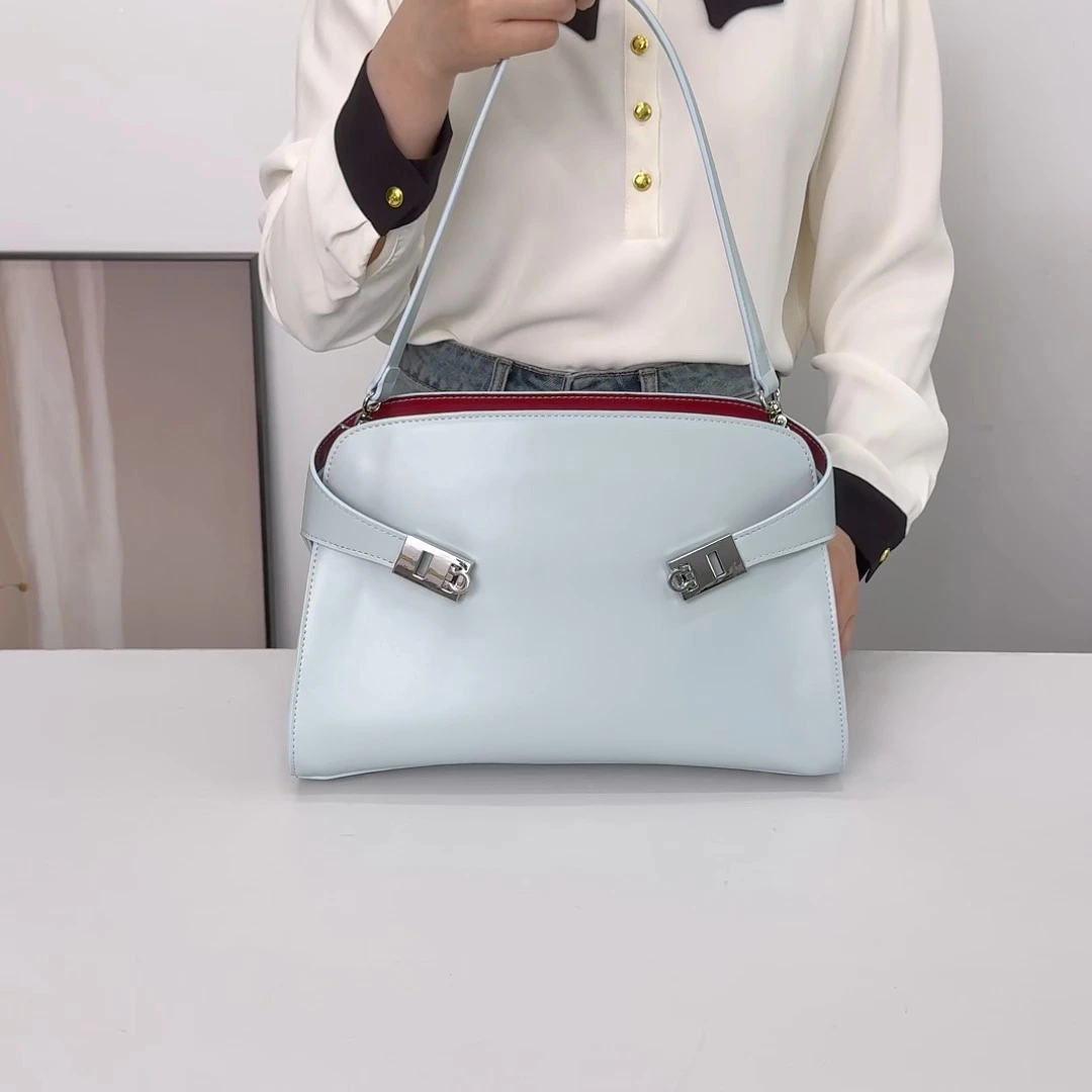 Portable and Simple Single-shoulder Bag, Fashionable and Upscale Women's Bag, Soft Leather Large-capacity Single-shoulder Bag 1