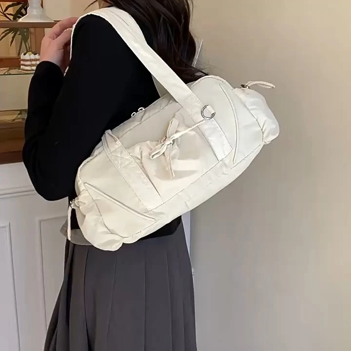 Borsa a tracolla casual in nylon, borsa a mano con fiocco semplice e versatile, borsa Boston di nicchia e alla moda 1