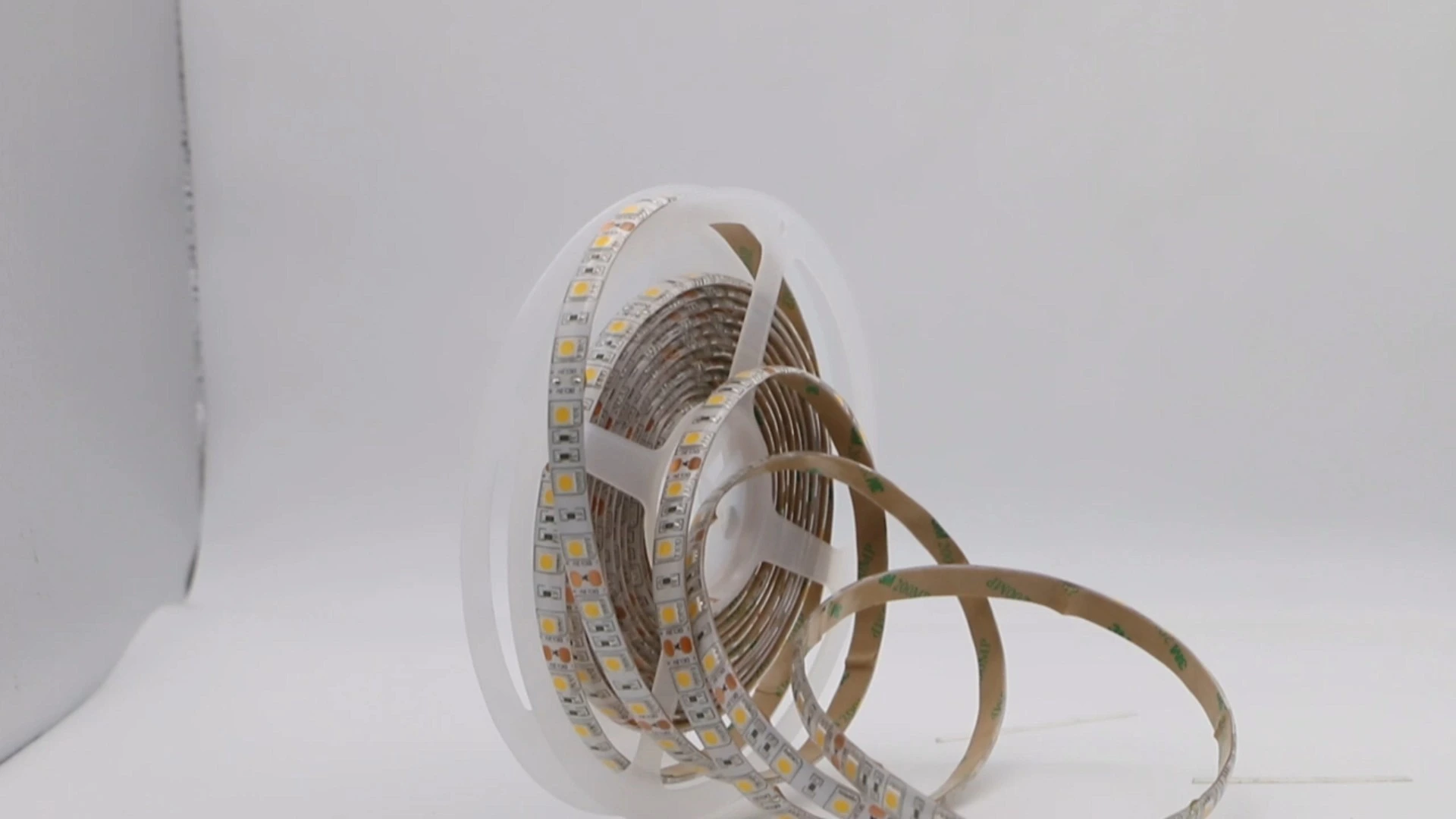 Iluminación de sonrisa 60leds/m SMD 5050 12V IP65 LED Strip Light 1