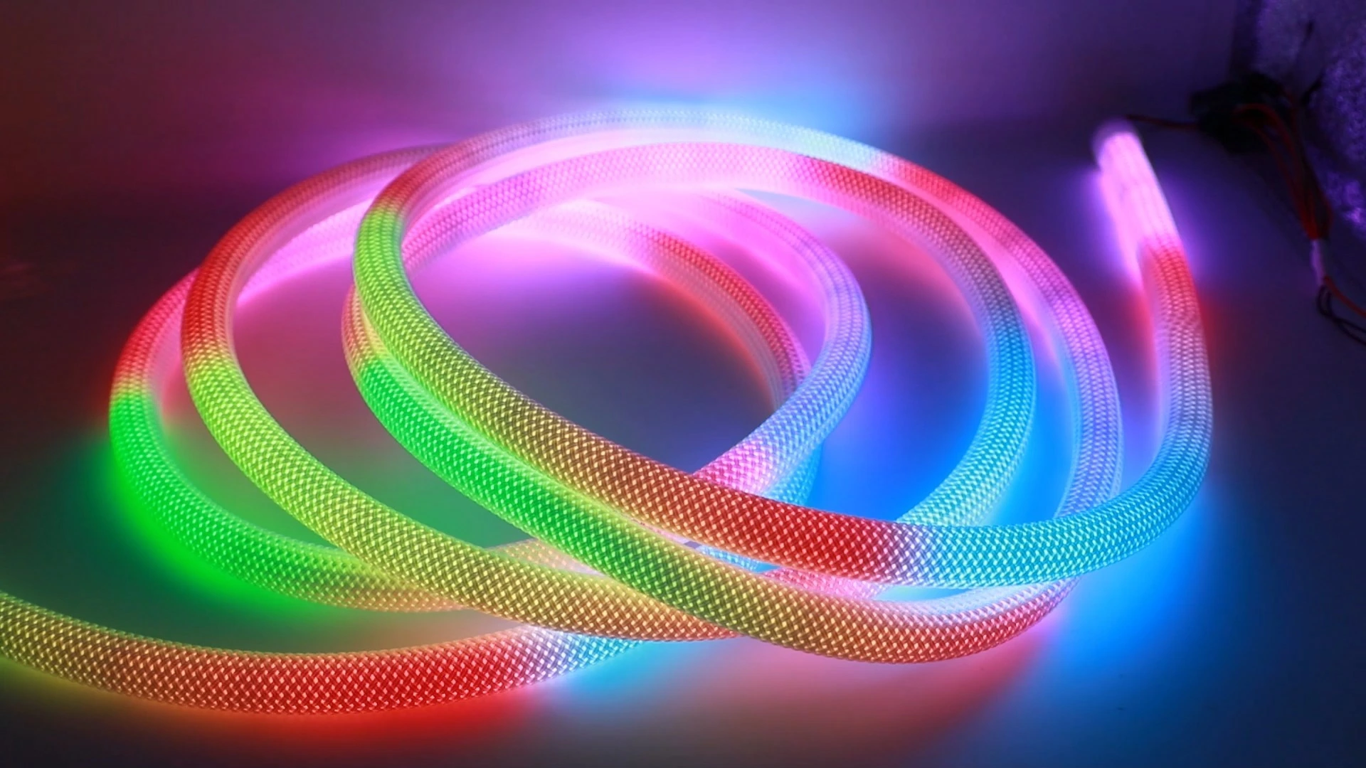 Smile Lighting 20mm RGBIC Neon Rope Light | Shapable & Customizable Design 1