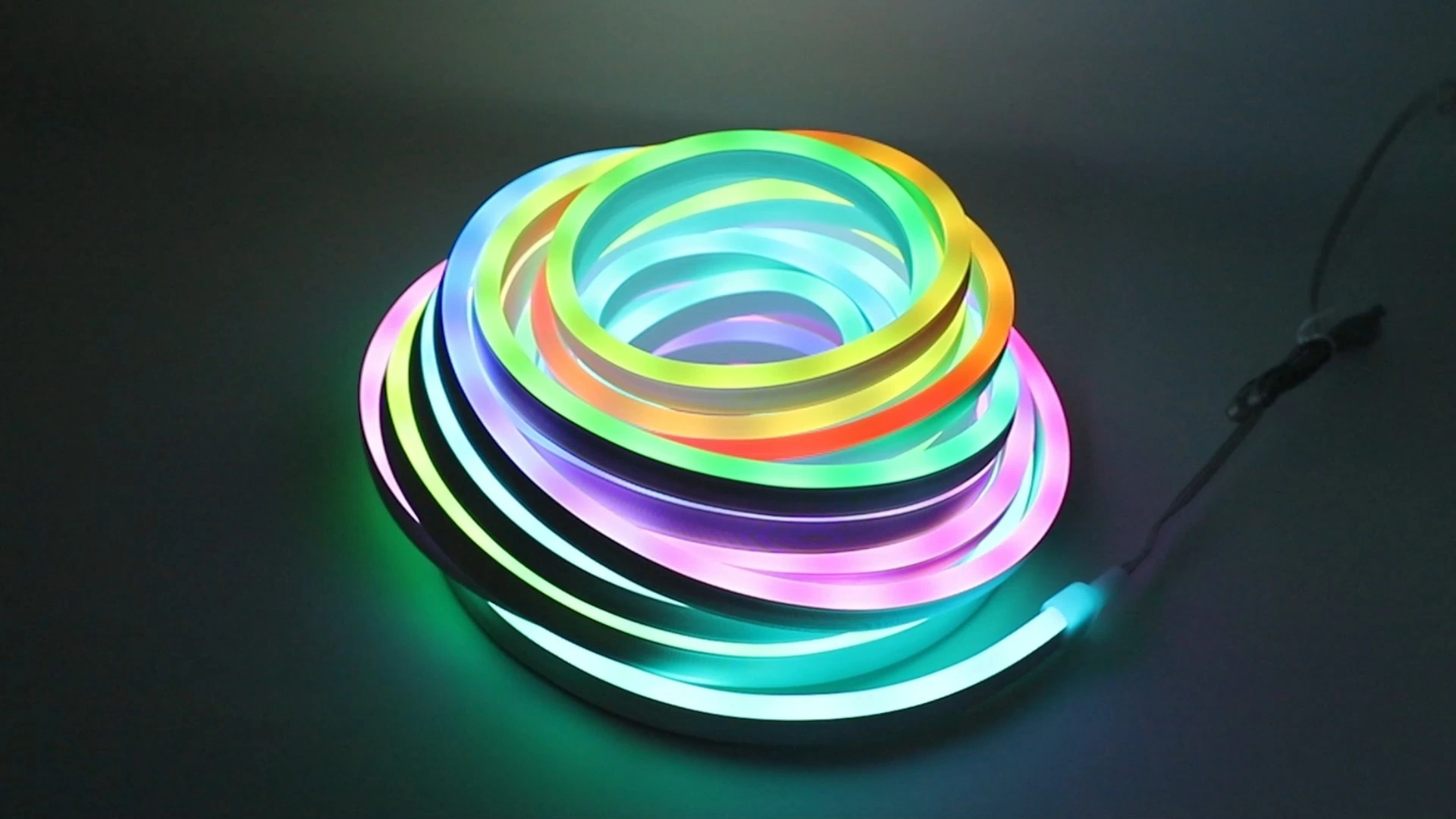 Smile Lighting 07*13mm USB-Powered 5V IP65 RGBIC Copper Wire Neon Light Kit with App and Remote Control 1