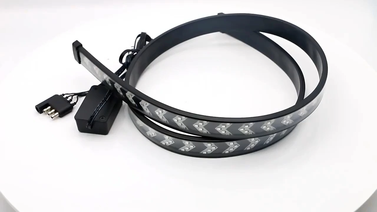 Smile Lighting Dual-Color LED Tail Light Strip for Cars 1