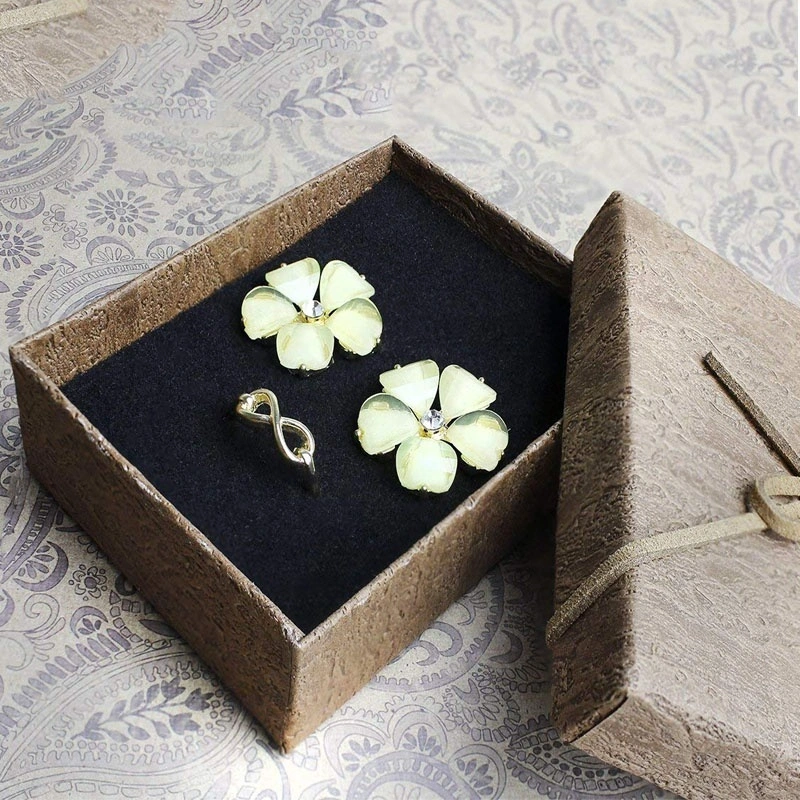 Fancy custom jewelry gift paper packaging box 1