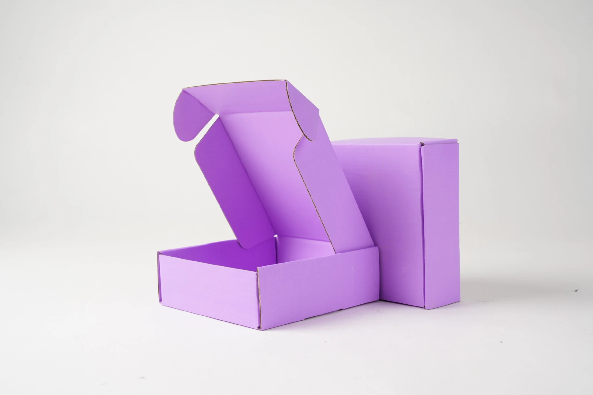 Custom wholesale logo luxury heart shaped gift mom flower eyelash makeup perfume corrugated Kraft paper packaging box for flowers 1