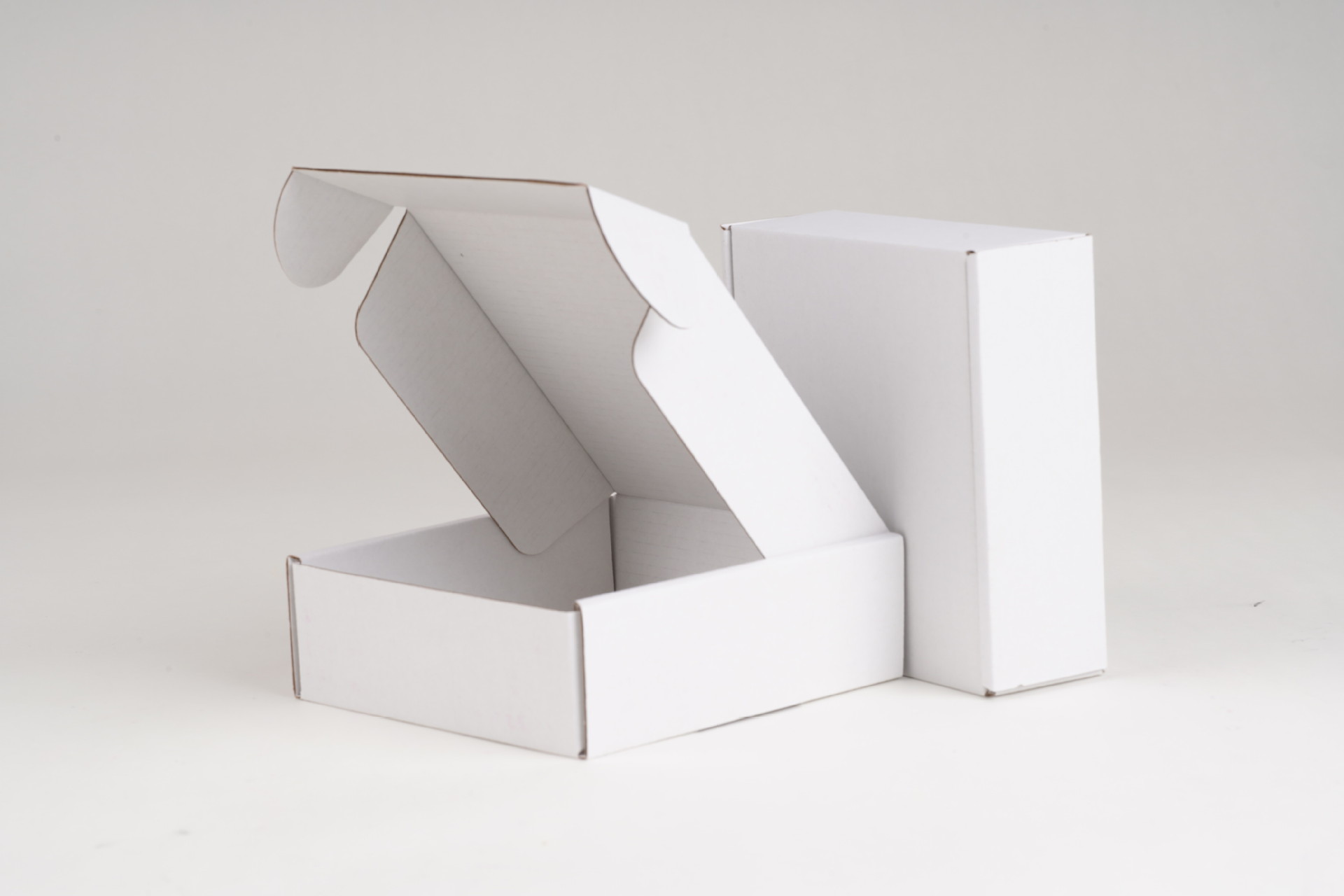 Custom wholesale logo luxury heart shaped gift mom flower eyelash makeup perfume corrugated Kraft paper packaging box for flowers 7