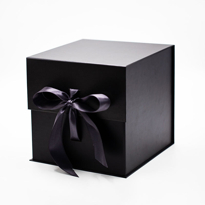 Custom wholesale logo 2022 Guangdong luxury high quality white black nut wine tea cardboard paper packing Happy New Year gift box 2