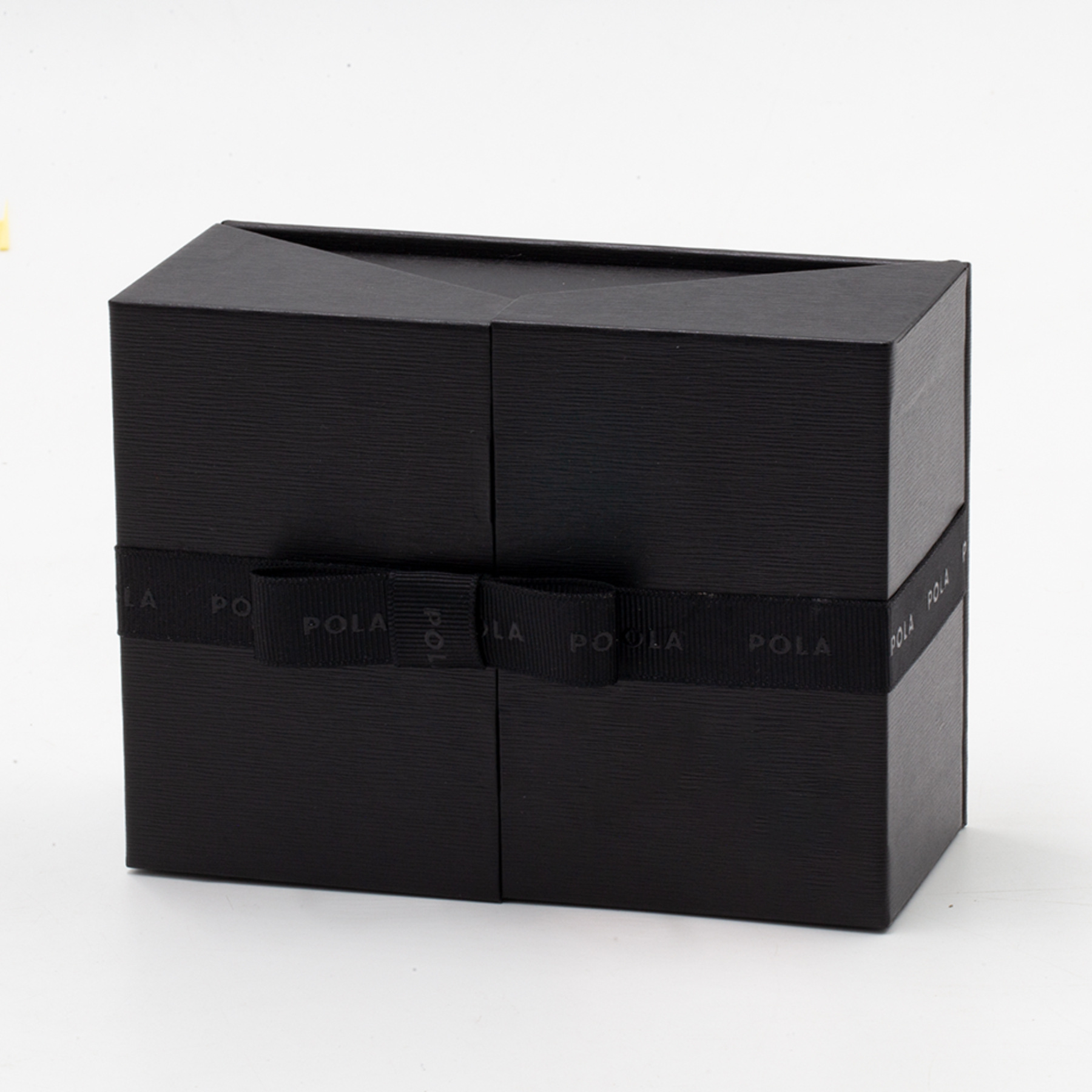 Factory Custom lip gloss wig clothes storage Christmas macaroon candy cake slice gift bulk Kraft paper mailer Happy New Year gift Box for Bouquets 7