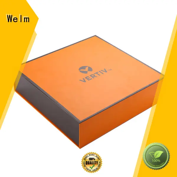 white magnetic box designed for gift Welm 1