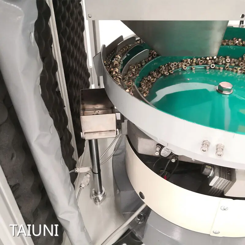 Professional Vibratory Bowl Feeder with Custom Services for Sale 1