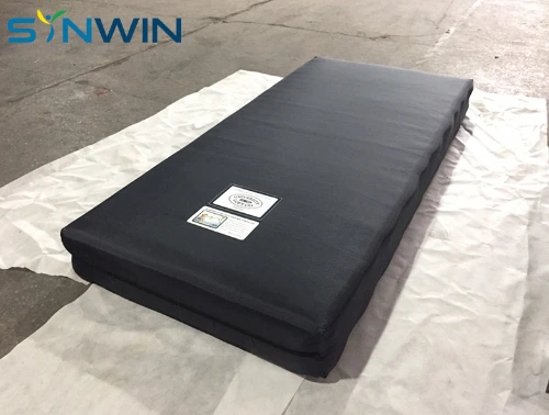 FR 1633 USA nylon cover with zipper removable foam mattress 1