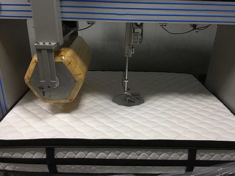 Materasso a molle insacchettate in memory foam con parte superiore aderente, tessuto a maglia di tutte le dimensioni 17