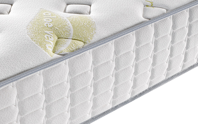 Customized 25cm height Comfort rolled up Spring Mattress 16