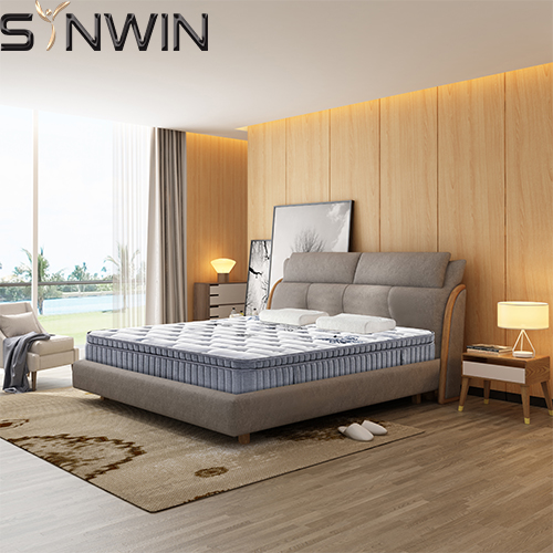 Czy branża meblarska sprzedaje towary na żywo? 1