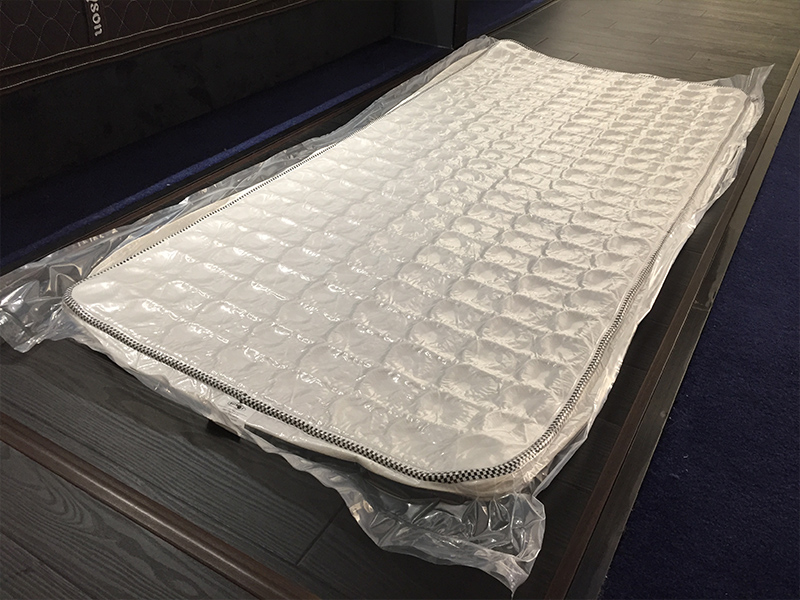 ਥਾਈਲੈਂਡ ਲਈ ਬਸੰਤ ਚਟਾਈ ਲਈ ਤਿਆਰ ਜਹਾਜ਼ ਨੂੰ ਰੋਲ ਕਰੋ 1