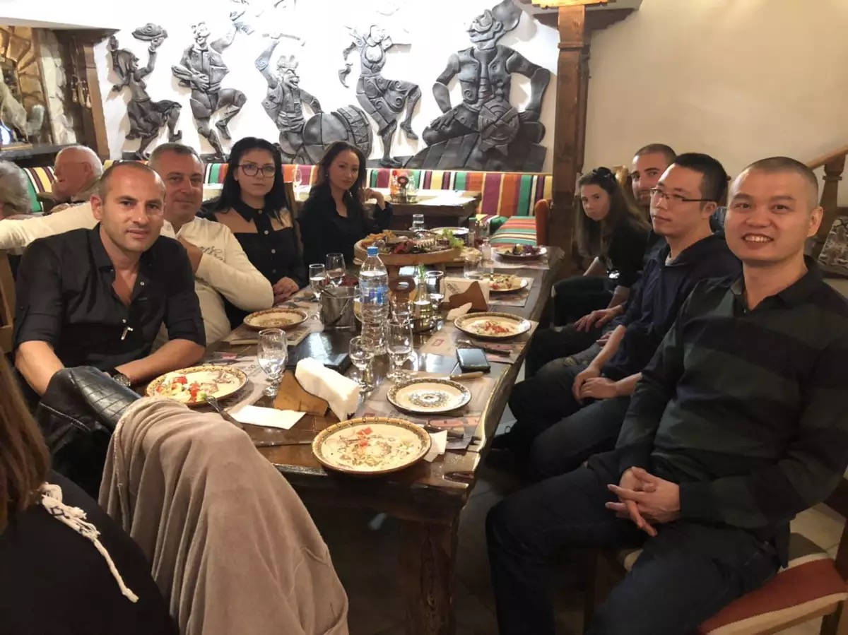 Synwins vd Deng utbytte åsikter om madrasser med enastående företag i Bulgarien 2