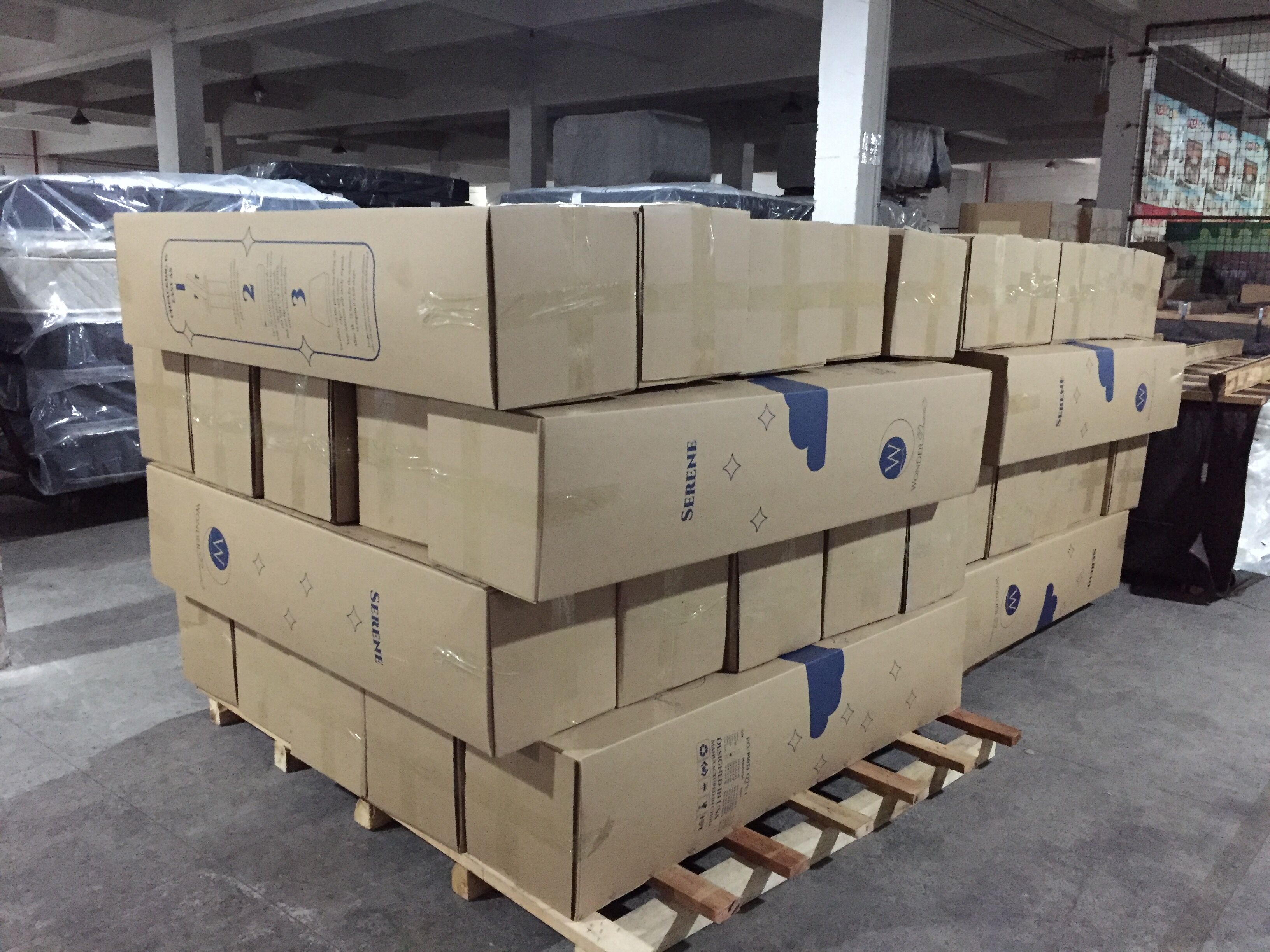 Doşeka Synwin di qutîkê de 1