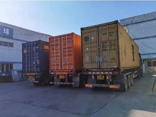 Vakar Synwin Company patika pieminēt 10 *40HQ 1
