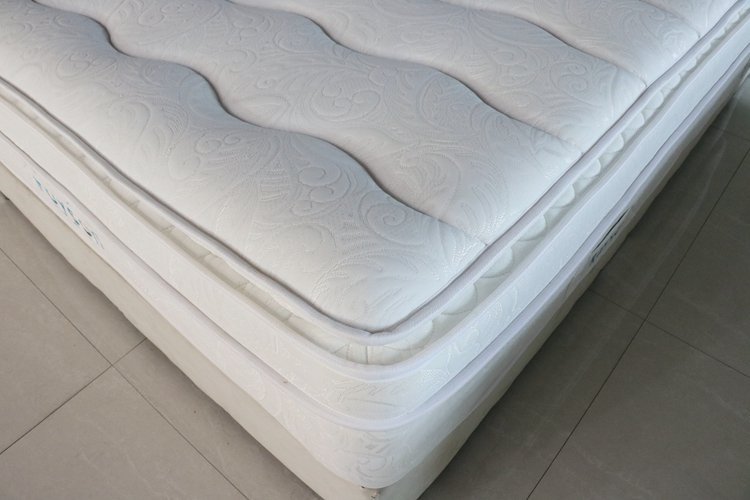Rayson Mattress Cheap high grade pocket spring mattress king and single size 4 Star Hotel Mattress image9